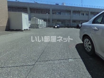 【エントピア美笠の駐車場】