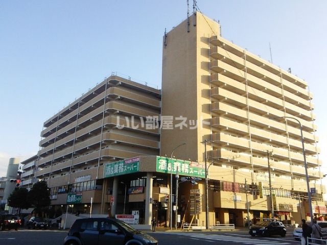 【千葉市花見川区幕張本郷のマンションの建物外観】