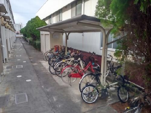 【岐阜市江添のアパートの居室・リビング】
