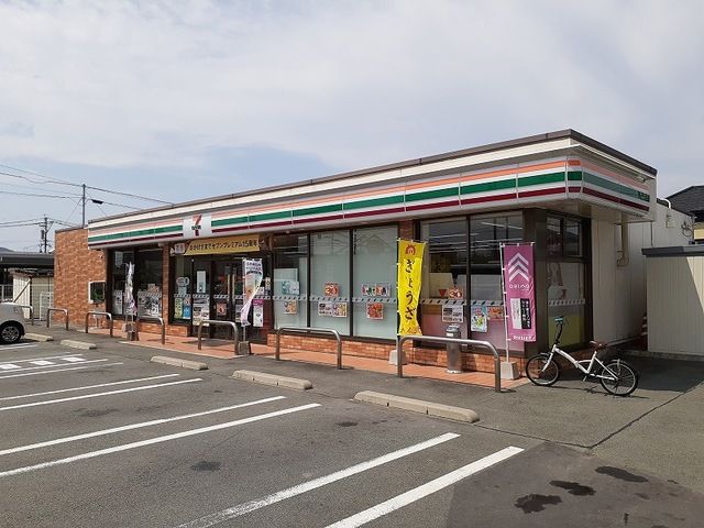 【熊本市西区八島のアパートのコンビニ】