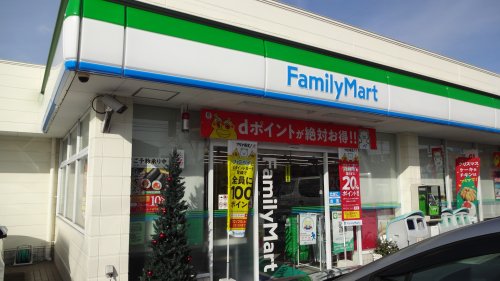 【岡崎市小針町のアパートのコンビニ】