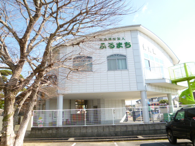 幼稚園・保育園　幼保連携型認定こども園ふるまちこども園（幼稚園・保育園）まで435m