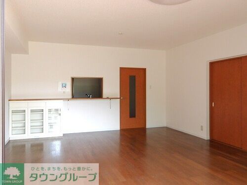 居室・リビング　リビングダイニング　別角度