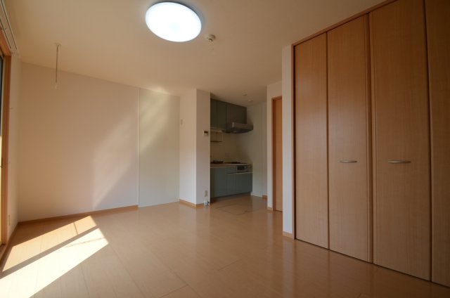 居室・リビング　１０帖の洋室