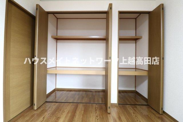 収納　クローゼット