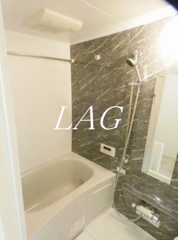 バス・シャワールーム　お風呂です。