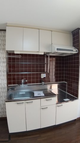 キッチン　壁付けキッチンでスペースを有効活用できます！