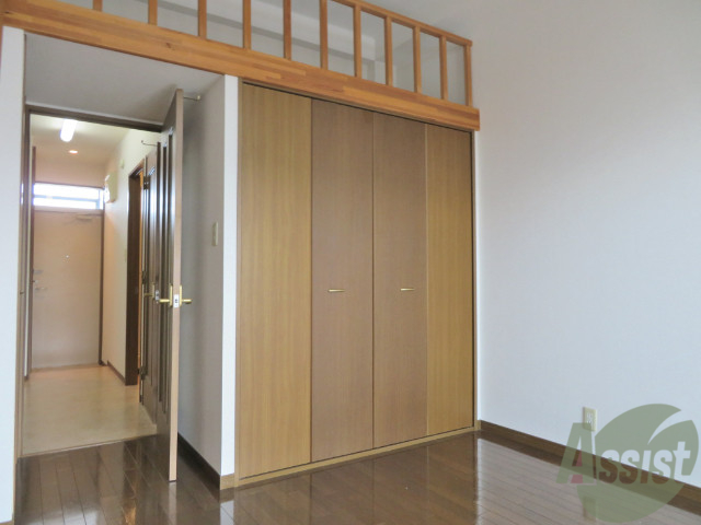 収納　クローゼットがありました。お洋服や荷物はここへ