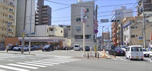 コンビニ　セブンイレブン福岡白金店（コンビニ）まで196m