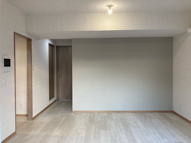 居室・リビング　☆明るい居間☆