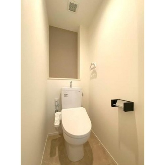 トイレ　掲載情報と物件の現況が異なる場合、現況を優先するものとします