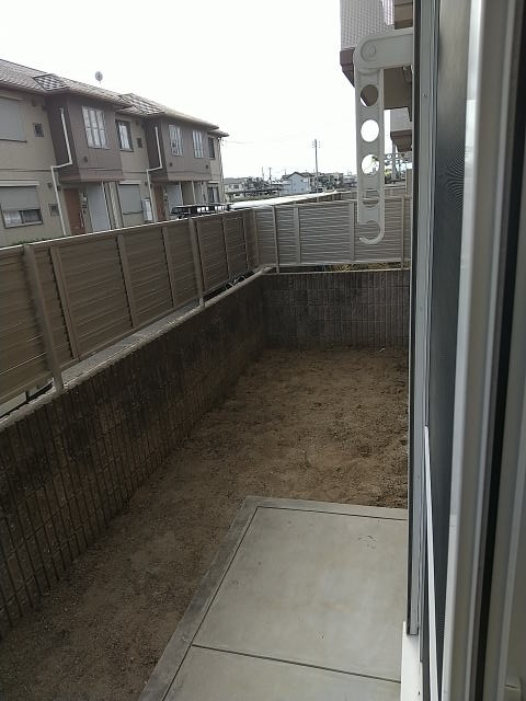 バルコニー　同仕様:テラス