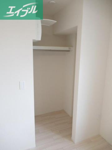 収納　ウォークインクローゼット（イメージ）