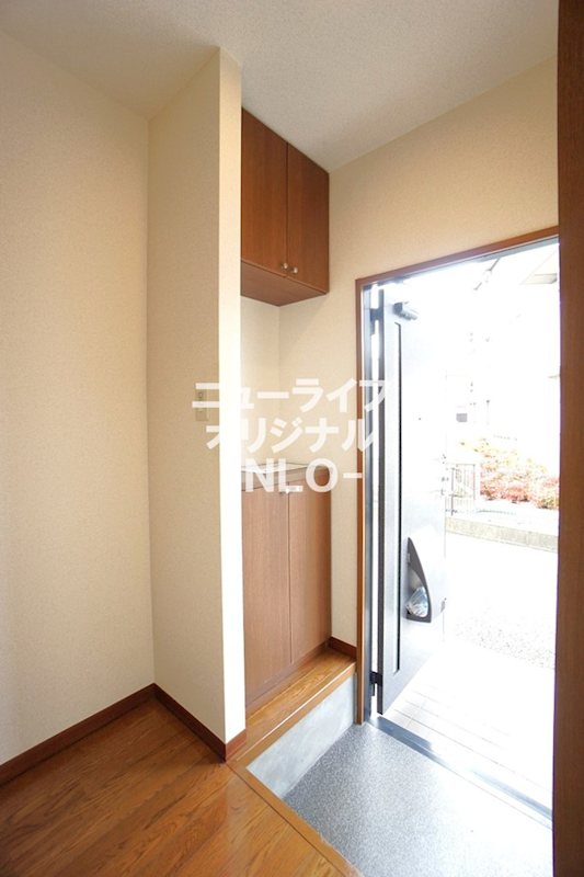 玄関　※同建物他部屋になります。現状優先です。
