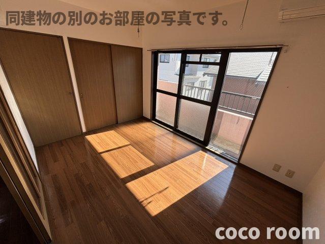 居室・リビング　5/末退去予定となっております。