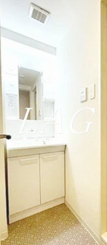 洗面設備　独立洗面台です。