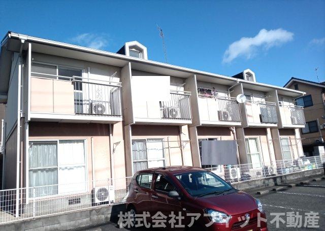 建物外観　クレセント倉田・軽量鉄骨造