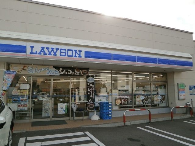 コンビニ　ローソン 函館深堀町店（コンビニ）まで500m