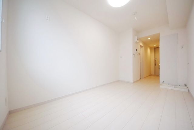 居室・リビング　明るいお部屋です
