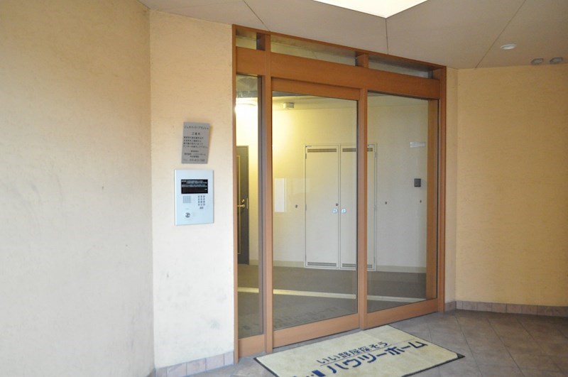 セキュリティ　オートロック付きで安心ですよ