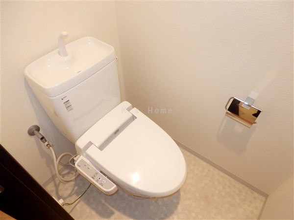トイレ　ウォシュレット付きトイレ