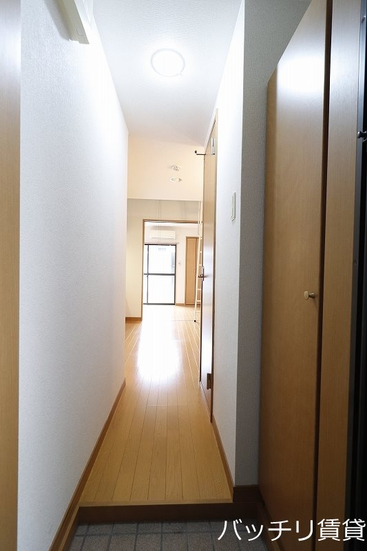 玄関　別号室写真の為、現状優先