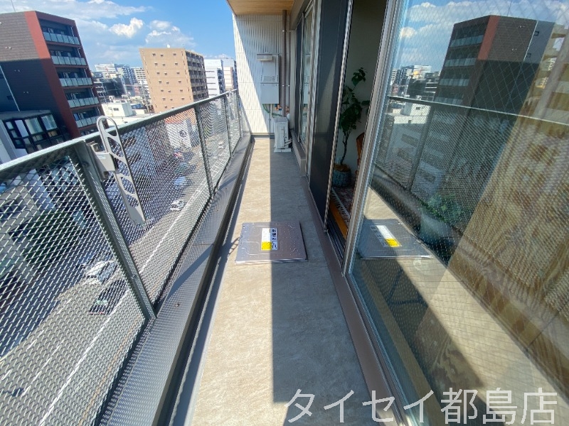 バルコニー