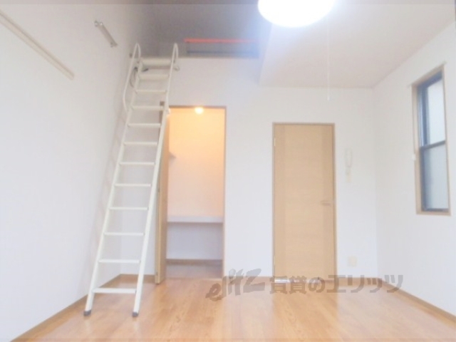 居室・リビング　洋室