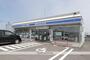 コンビニ　ローソン苫小牧日吉町店（コンビニ）まで402m