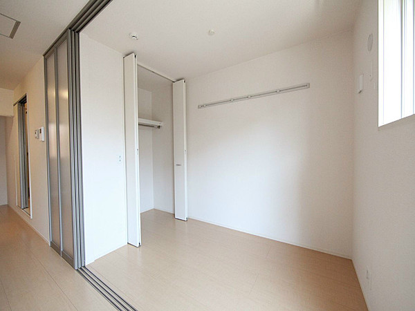 収納　※同物件他部屋写真