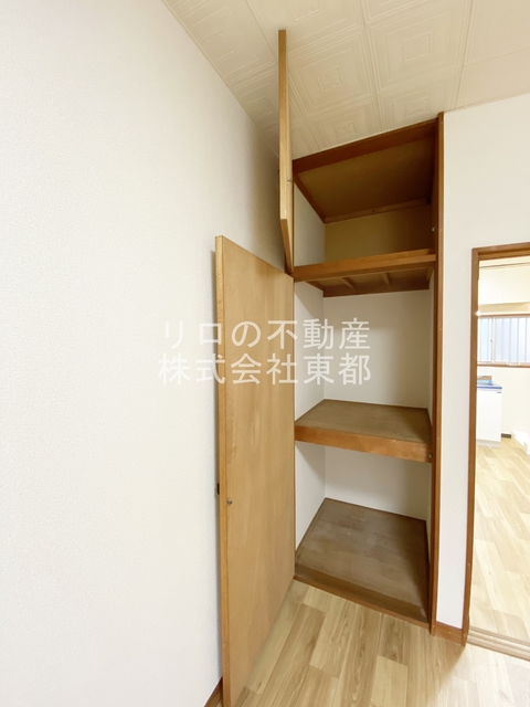 収納　収納ＢＯＸを置いたり、工夫しながら衣類を収納できます♪