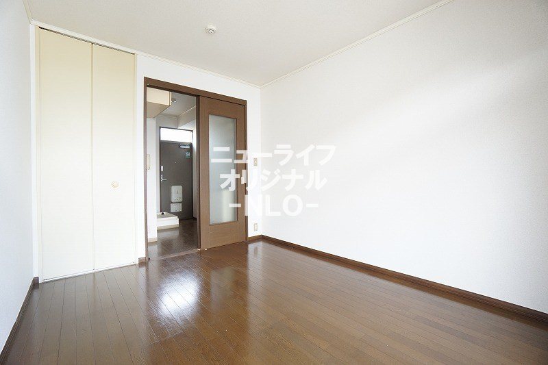 その他　洋室別アングル　白を基調とした住空間です☆