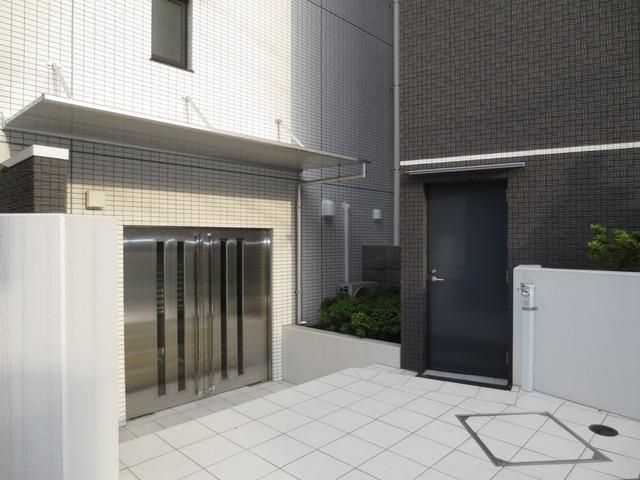 エントランス　★エントランススペース★