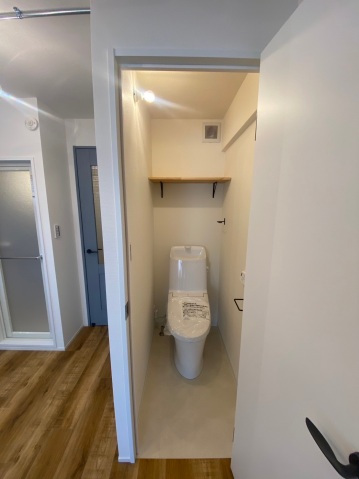 トイレ　写真は別のお部屋です。※現況を優先します