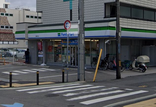 コンビニ　ファミリーマート 阪神青木駅前店（コンビニ）まで474m