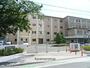 小学校　初生小学校（小学校）まで663m