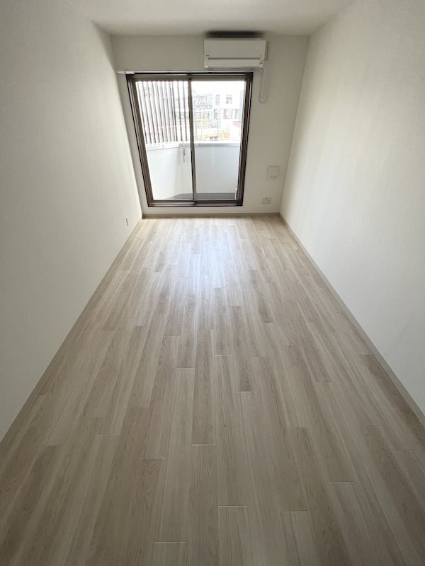 居室・リビング　※同タイプの他のお部屋です