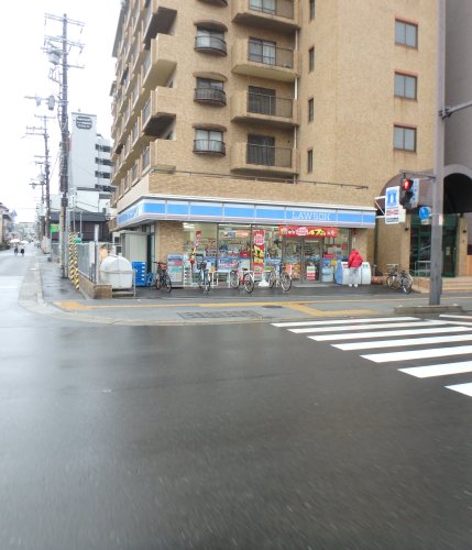コンビニ　ローソン 桑津店（コンビニ）まで378m