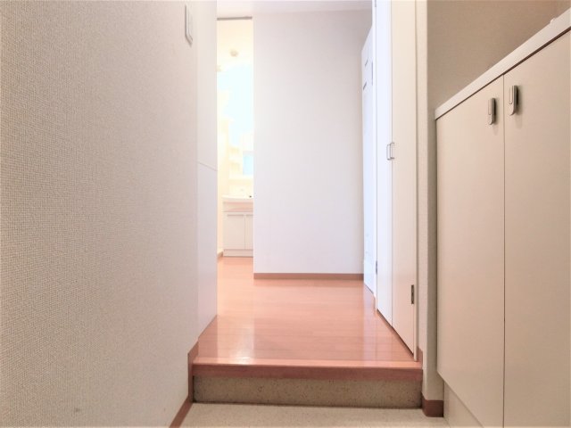 玄関　詳細は、RISUMO江坂本店→06-6155-7137まで♪