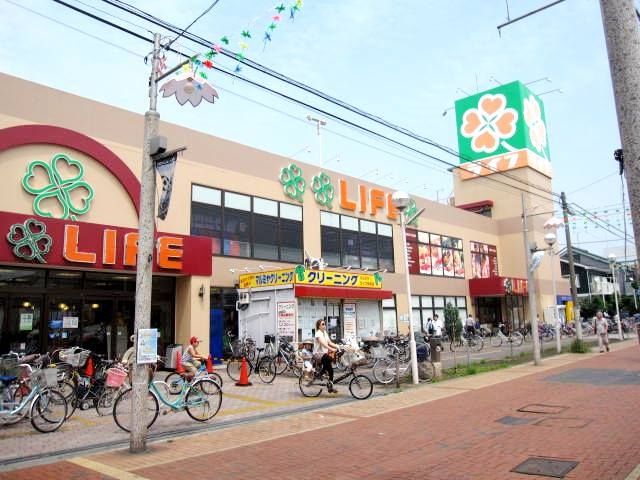 スーパー　ライフ川崎桜本店（スーパー）まで910m