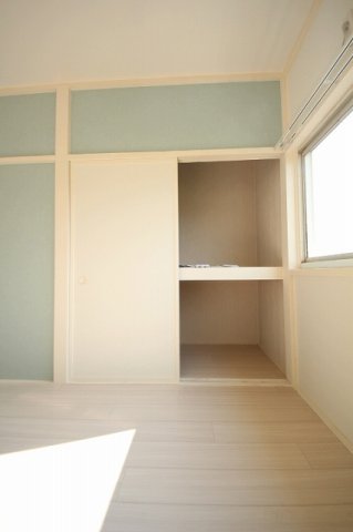 収納　押し入れ