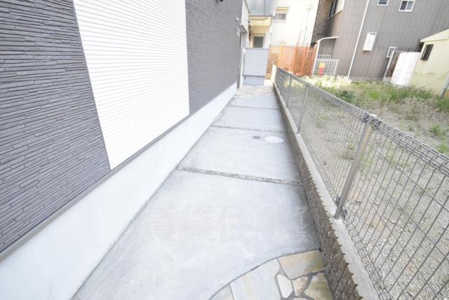 ＪＲ阪和線 杉本町駅 徒歩5分 3階建 築12年の外観写真