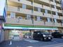 コンビニ　ファミリーマートナポリ通り店（コンビニ）まで157m