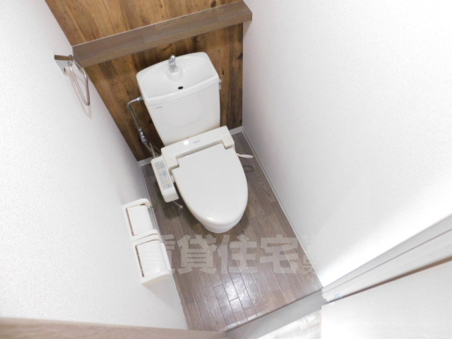ＪＲ東海道本線 瀬田駅 徒歩17分 4階建 築26年のトイレ写真