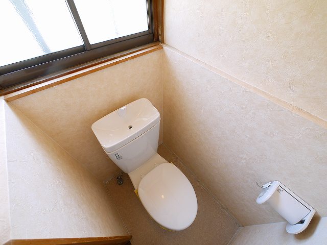 トイレ　トイレもきれいです