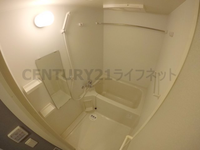 地下鉄御堂筋線 江坂駅 徒歩4分 13階建 築11年の風呂写真