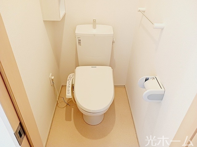 ＪＲ武蔵野線 東所沢駅 徒歩13分 3階建 築14年のトイレ写真