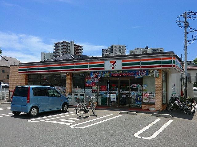 コンビニ　セブンイレブン新座大和田店（コンビニ）まで584m
