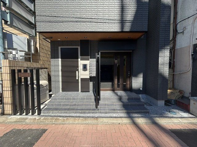 エントランス　エントランス
