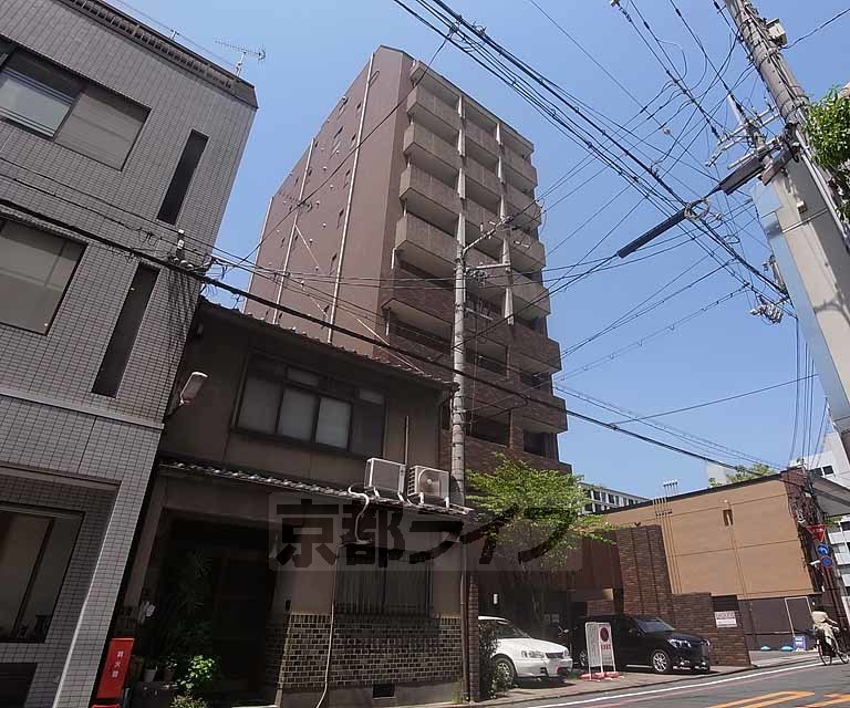 アスヴェル京都市役所前の建物外観